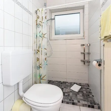 Gasthof Hotel-pension Janssen - Huus An't Deep Neuharlingersiel