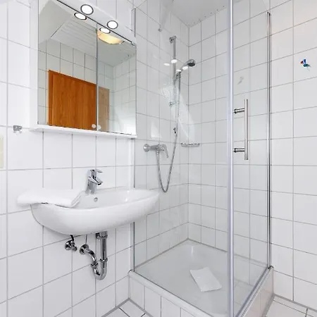 Hotel-pension Janssen - Huus An't Deep Neuharlingersiel