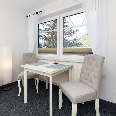 Gasthof Hotel-pension Janssen - Huus An't Deep Neuharlingersiel
