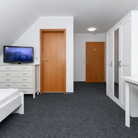 Hotel-pension Janssen - Huus An't Deep 3*