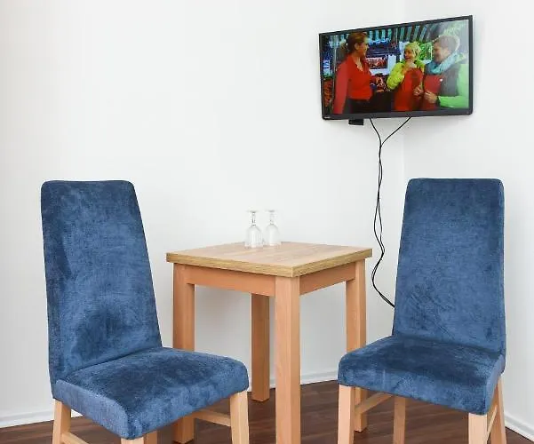 招待所 Hotel-pension Janssen - Gaestehaus Huus An't Deep 3*